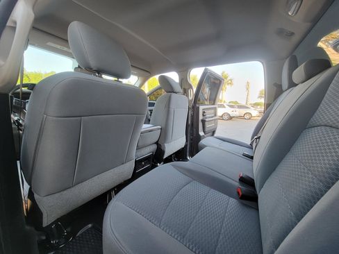 Used 2015 RAM 3500 Tradesman w/ Chrome Appearance Group AWD/4WD image 41