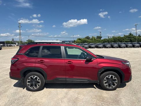 Used 2026 Subaru Forester Premium AWD/4WD image 9