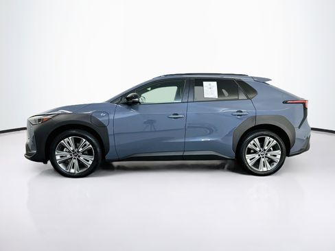 Used 2023 Subaru Solterra AWD image 4