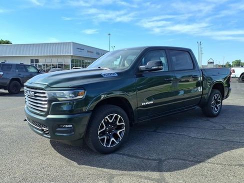 New 2026 RAM 1500 Laramie AWD/4WD image 3