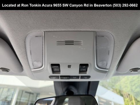 Used 2017 Toyota Prius Four image 28