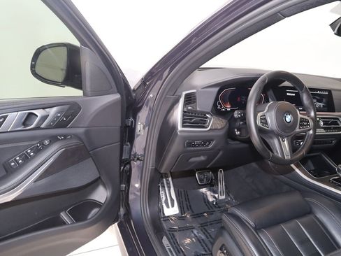 Used 2022 BMW X5 xDrive40i w/ M Sport Package AWD/4WD image 48
