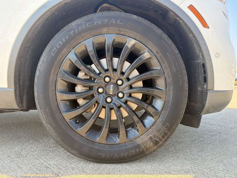 Used 2022 Lincoln Aviator Reserve w/ Equipment Group 201A RWD image 11