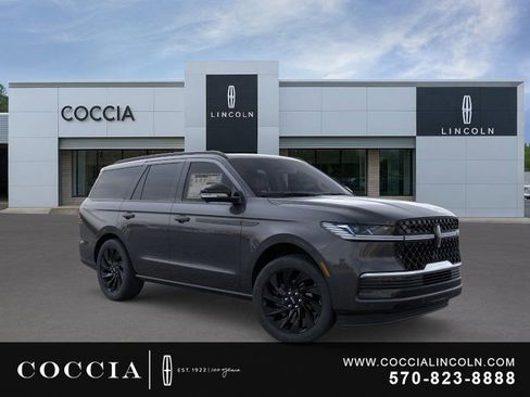 New 2026 Lincoln Navigator Reserve w/ Jet Appearance Package AWD/4WD image 7