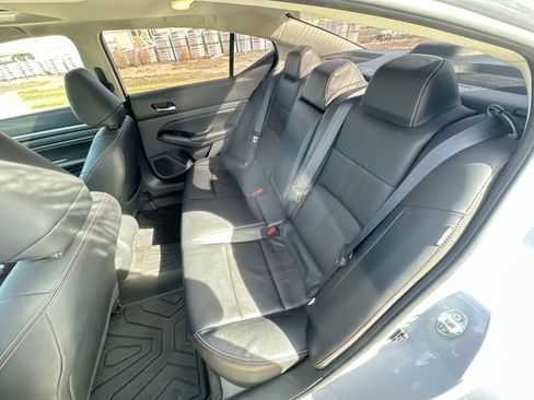 Used 2023 Nissan Altima 2.5 SR w/ SR Premium Package image 26