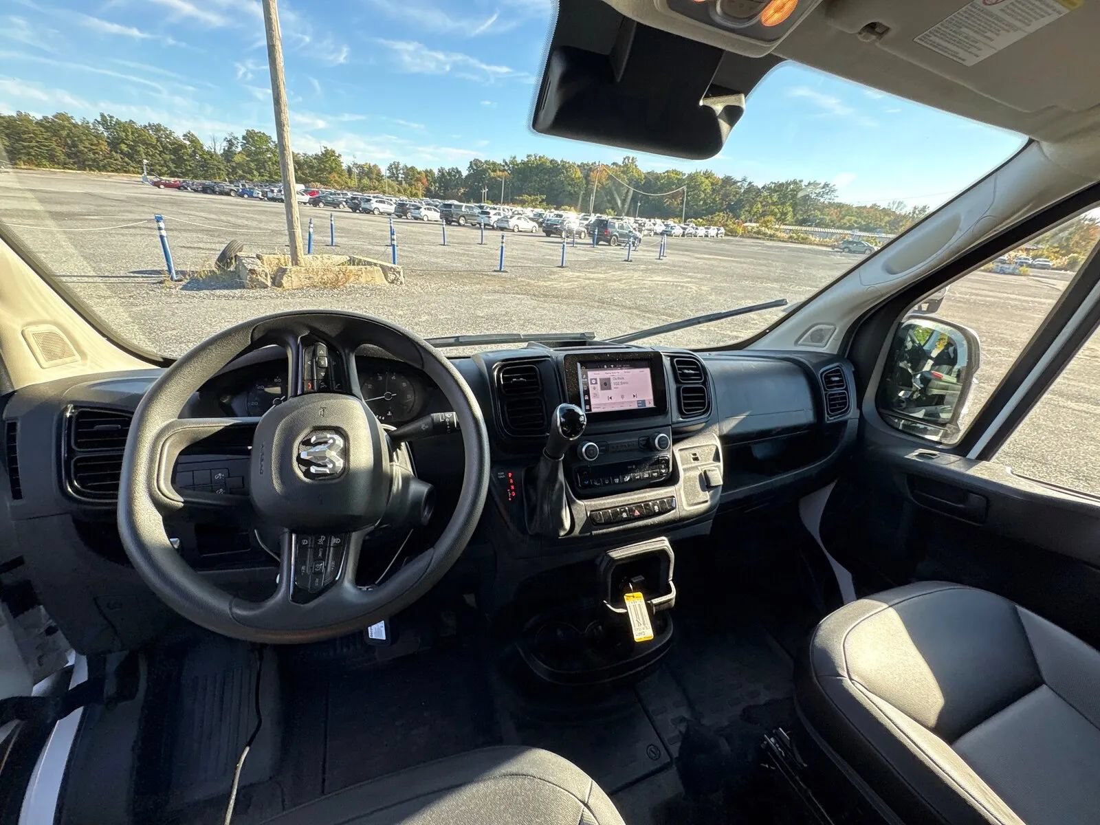 Used 2025 RAM ProMaster 2500 w/ Convenience Group FWD image 6