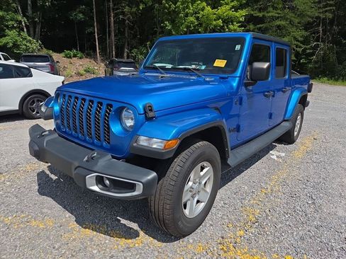 Used 2022 Jeep Gladiator Sport AWD/4WD image 1