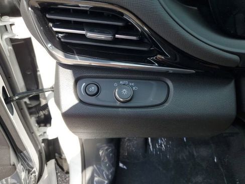 New 2026 Buick Envista Sport Touring w/ Convenience I Package FWD image 29