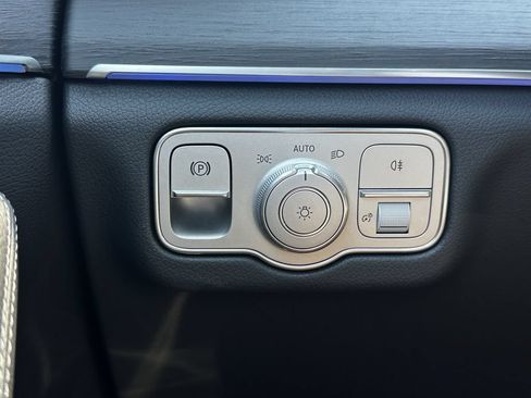 Certified 2026 Mercedes-Benz GLE 350 4MATIC image 34