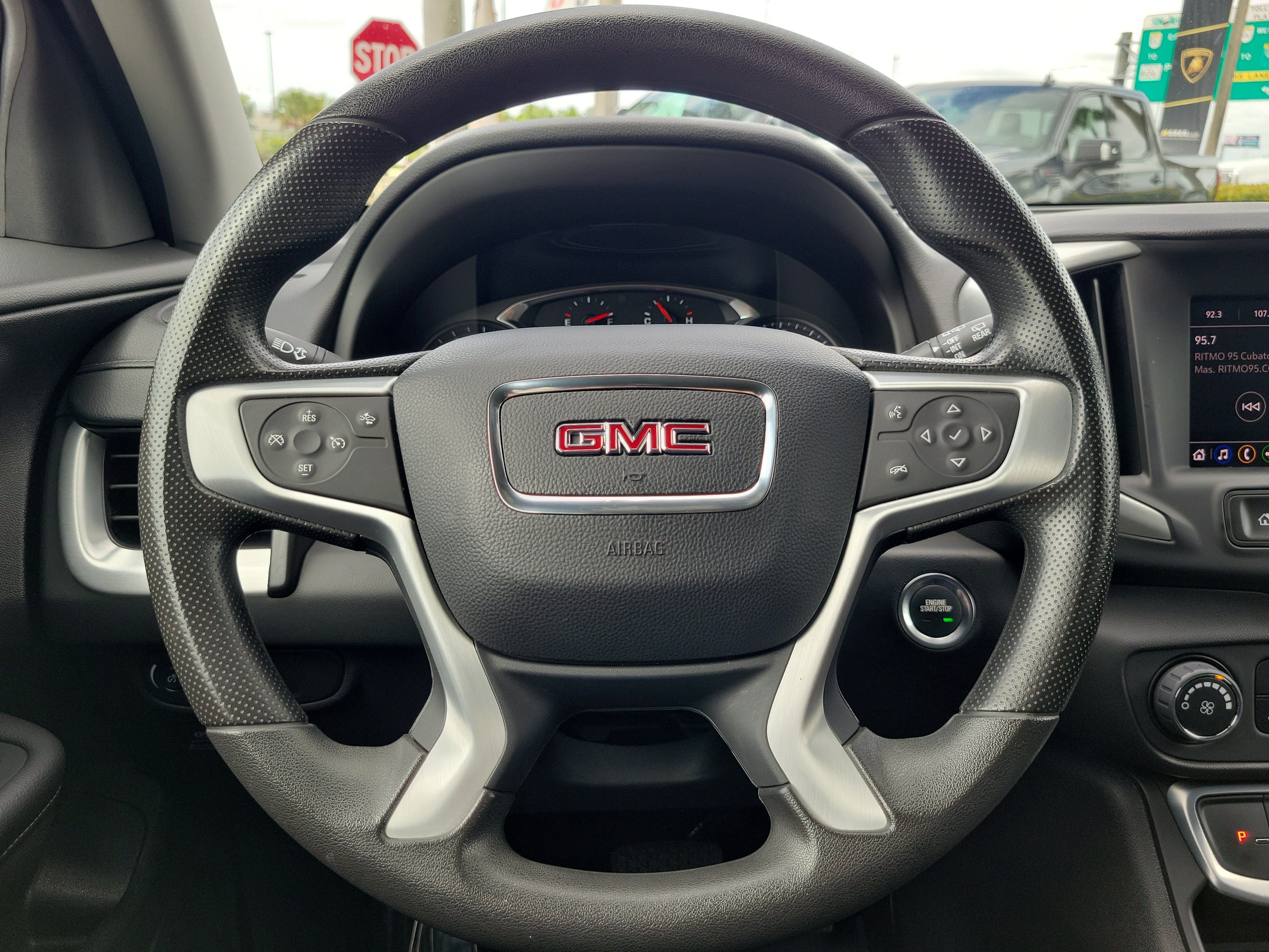 Used 2024 GMC Terrain SLE FWD image 17