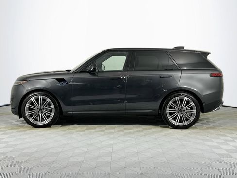 Used 2026 Land Rover Range Rover Sport SE AWD/4WD image 8