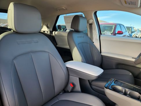 New 2026 Hyundai Ioniq 5 SEL image 14
