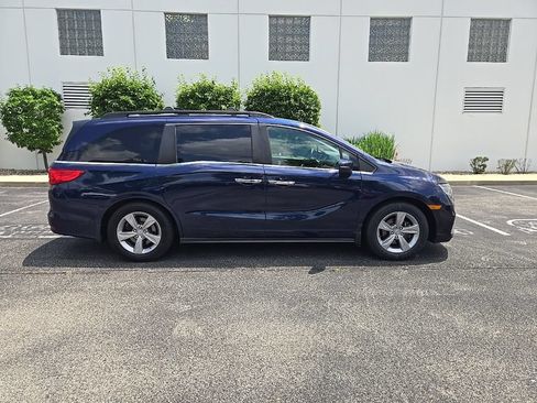 Used 2018 Honda Odyssey EX-L image 9