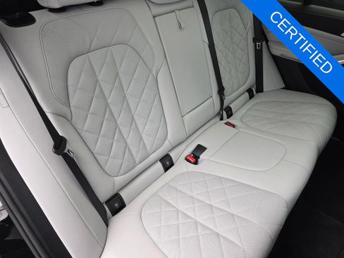 Used 2024 BMW X5 xDrive40i w/ M Sport Package AWD/4WD image 25