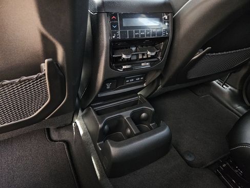 New 2026 Jeep Grand Cherokee L Limited AWD/4WD image 11