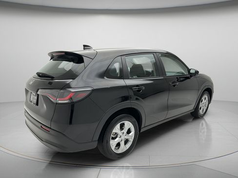 Used 2025 Honda HR-V LX image 5
