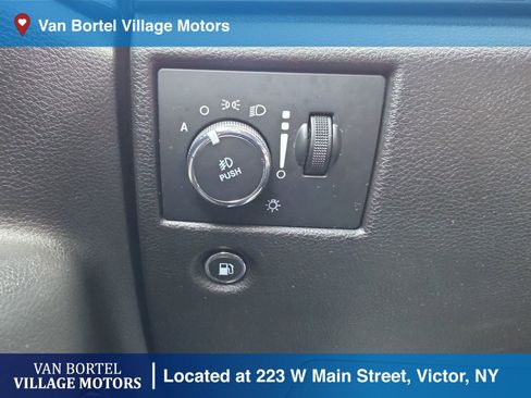 Used 2021 Jeep Grand Cherokee Trailhawk image 17