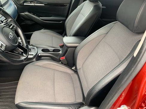 Used 2021 Kia Seltos S AWD/4WD image 15