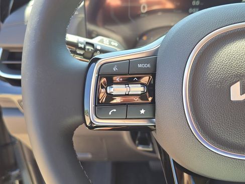 New 2026 Kia Carnival SX Prestige image 32