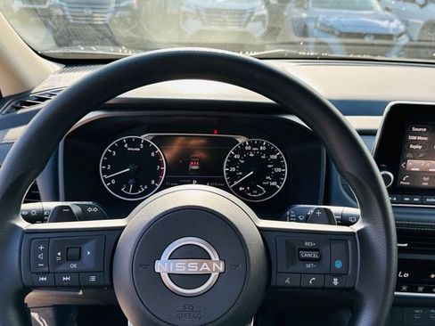 New 2026 Nissan Rogue SV image 18