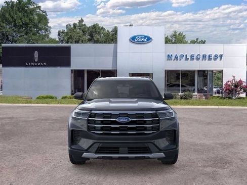 Used 2026 Ford Explorer Active AWD/4WD image 6