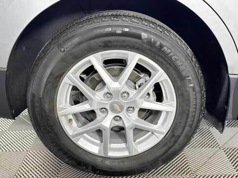 Used 2023 Chevrolet Equinox LT FWD image 31