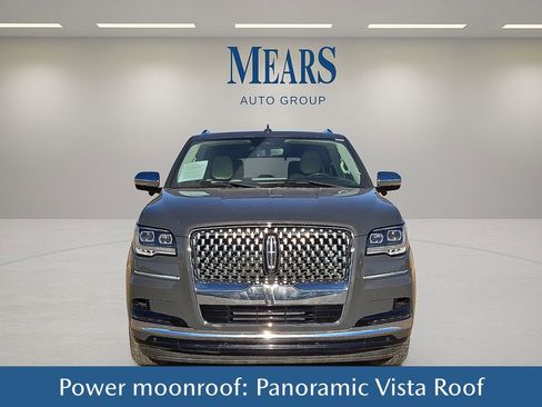 Used 2023 Lincoln Navigator Black Label image 9