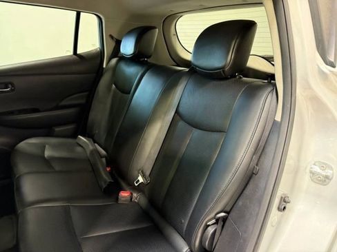 Used 2016 Nissan Leaf SL w/ Premium Package image 24