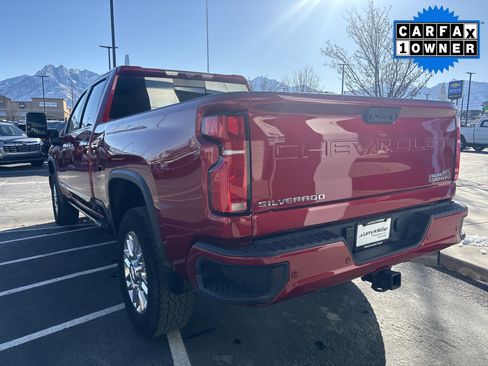 Used 2024 Chevrolet Silverado 3500 High Country w/ High Country Premium Package image 4