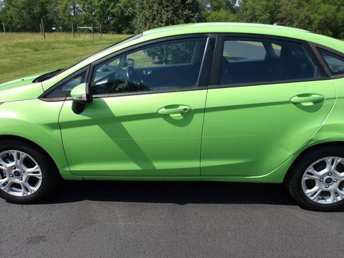 Used 2014 Ford Fiesta SE FWD image 28