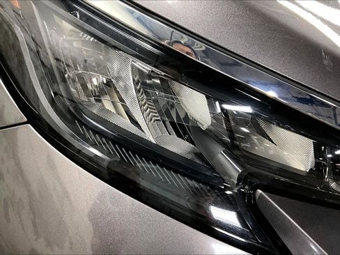 Certified 2024 Toyota Sienna LE image 24