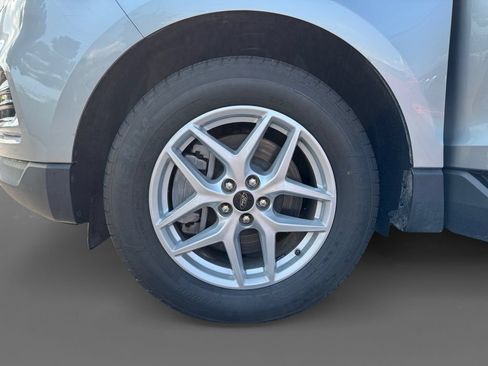 Used 2024 Ford Edge SEL AWD/4WD image 14