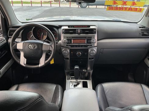 Used 2010 Toyota 4Runner SR5 AWD/4WD image 13