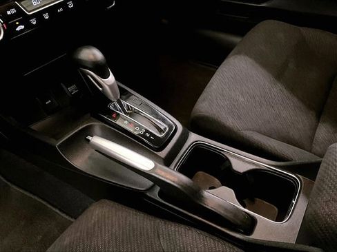 Used 2013 Honda Civic EX image 16