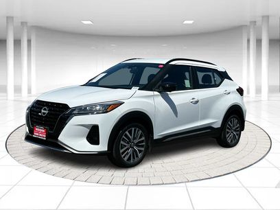 Used 2024 Nissan Kicks SR
