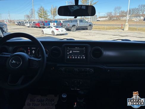 Used 2023 Jeep Wrangler Unlimited Sport image 2