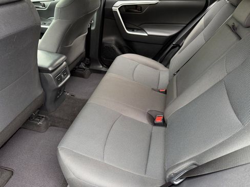 Used 2023 Toyota RAV4 LE AWD/4WD image 26