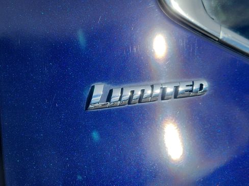 Used 2023 Toyota Tundra Limited w/ TRD Off-Road Package image 9