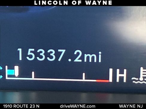 Used 2023 Lincoln Navigator Reserve AWD/4WD image 18