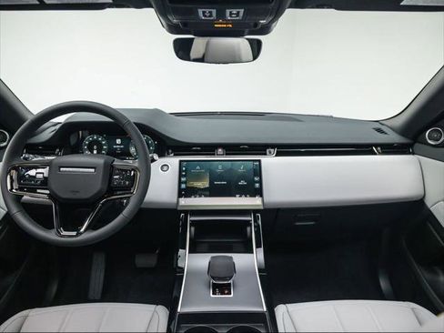 New 2026 Land Rover Range Rover Evoque S AWD/4WD image 19