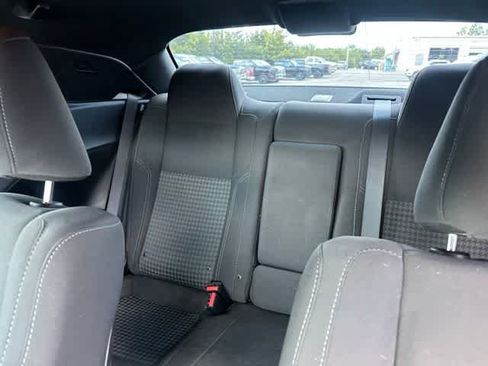 Certified 2019 Dodge Challenger SXT RWD image 6