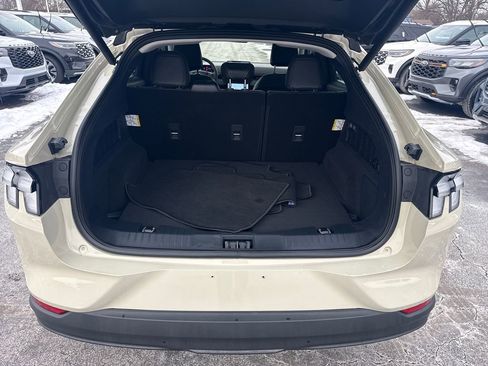 Used 2025 Ford Mustang Mach-E Premium image 11