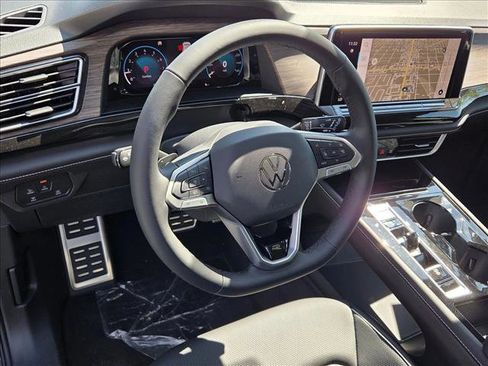 New 2026 Volkswagen Atlas SEL Premium R-Line image 3