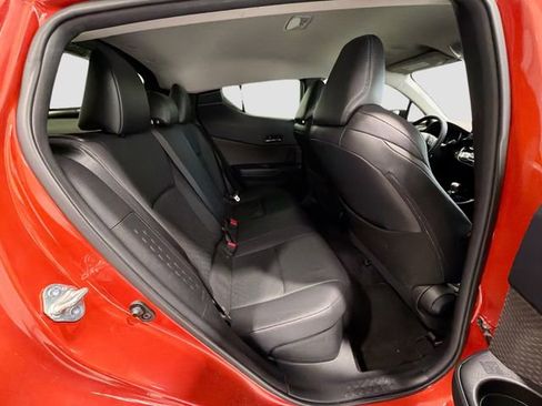 Used 2020 Toyota C-HR Limited FWD image 21