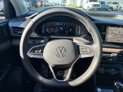 Used 2023 Volkswagen Taos SEL AWD/4WD image 42