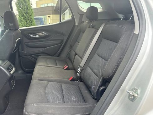 Used 2022 GMC Terrain SLE w/ Driver Convenience Package FWD image 16