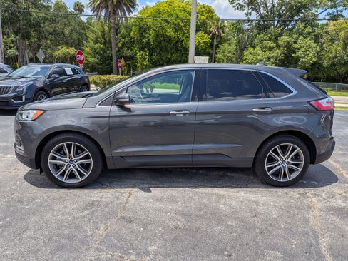 Used 2019 Ford Edge Titanium w/ Cold Weather Package AWD/4WD image 7