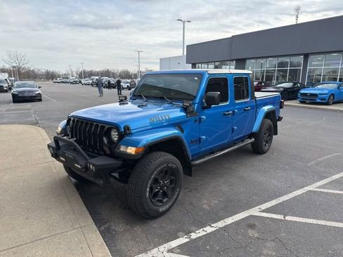 Used 2021 Jeep Gladiator Sport image 2