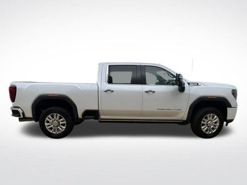 Used 2022 GMC Sierra 2500 Denali w/ Denali Ultimate Package AWD/4WD image 9