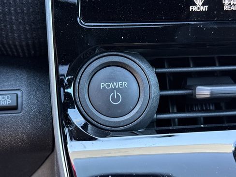 Used 2025 Toyota bZ4X FWD w/ Weather Package image 21